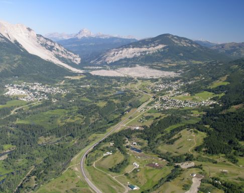 Aerial Photo of the Crowsnest Pass Communities